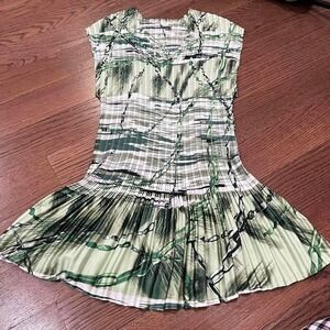 y2k green and white watercolor mini dress small
